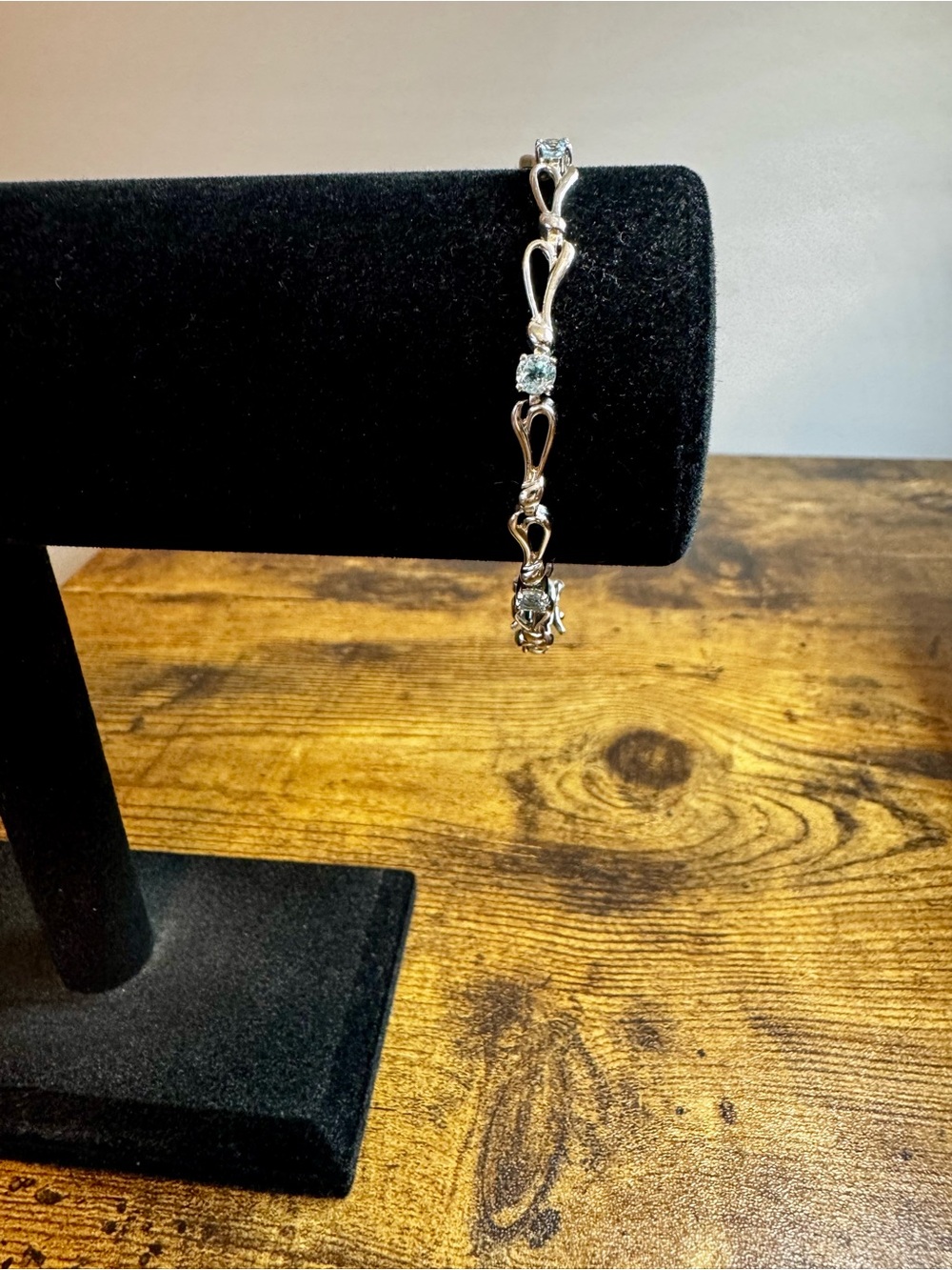 Vintage 925 Sterling Silver Blue Topaz Infinity Link Bracelet
